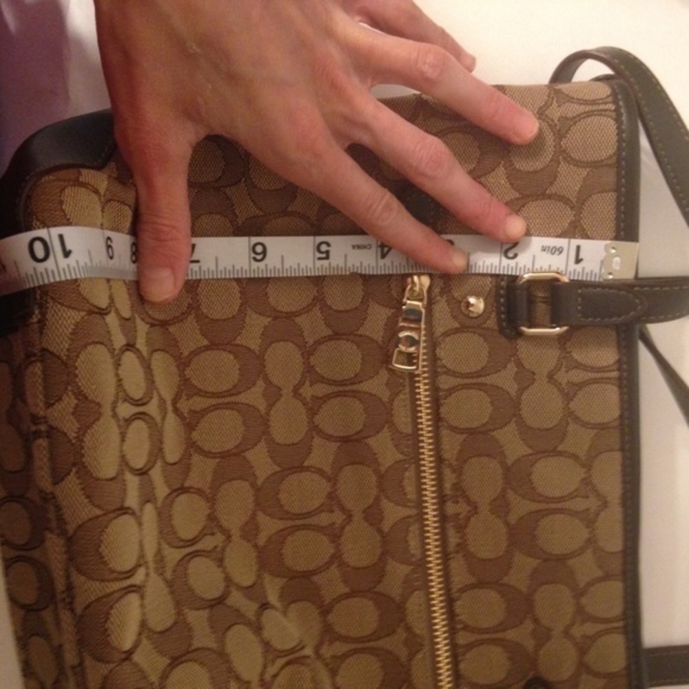 Coach brown khaki sig jacquard & leather tote bag - Picture 4 of 5